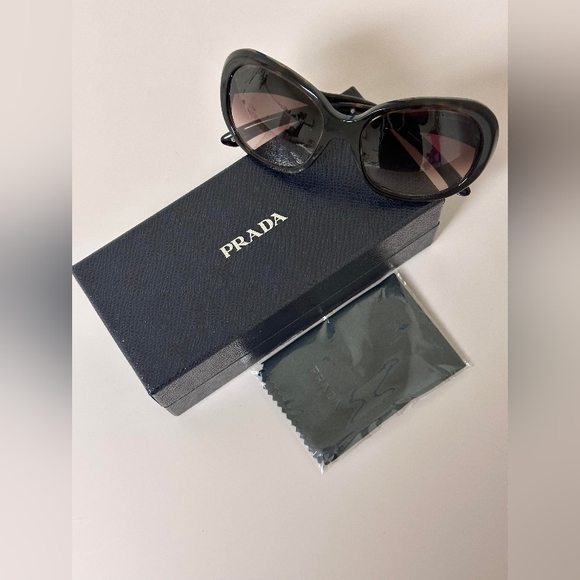 PRADA sunglasses SPR  08L 57 18 2AU-6S1 130 3N.  Black/brown Tone. - Picture 1 of 13